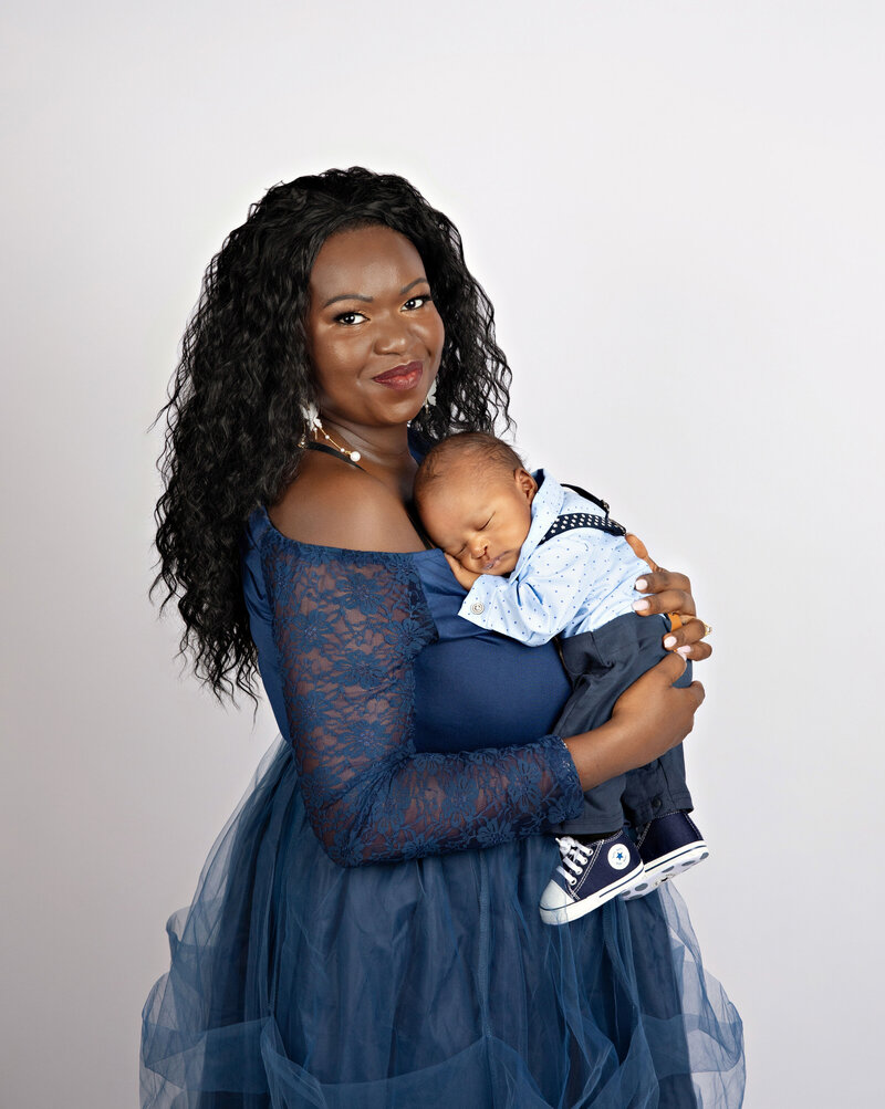 newbornbabyboynewfamilynewbabybestphotographertudiofamilybirthdaynewbornboyamilynewborngirlfirstbirthdayportraiturephotographystudioportraitsnewborngirlboyfamilyEvaMaganaPhotographychildphotographer (37 of 43)