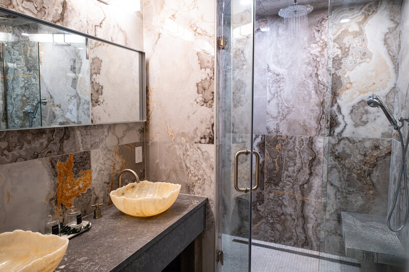 SPA LEVEL MAIN BATHROOM 