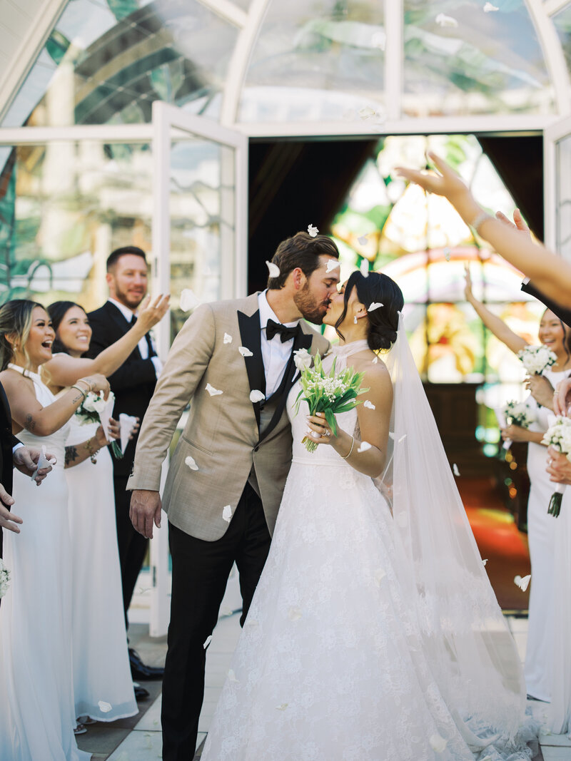 Timeless-Editorial-Wedding-At-Grand-Wailea-Maui-Hawaii-Bre-Jane-Photography-Film092