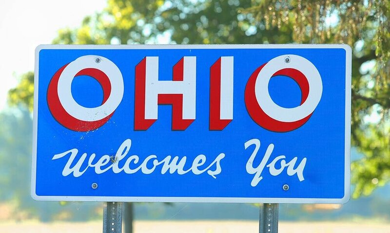 Image of a sign saying "Ohio Welcomes You".