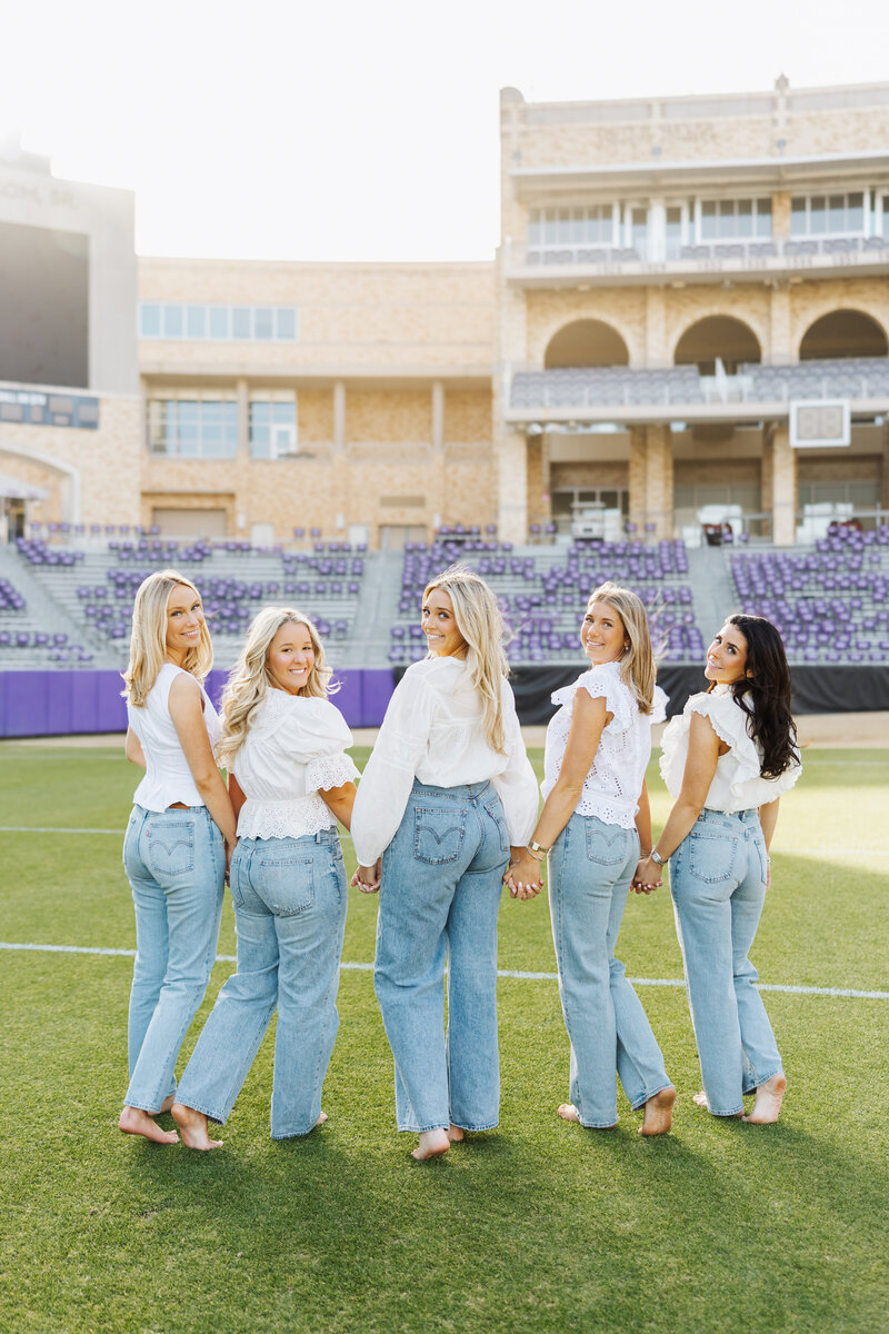 IsabellaL.TaylorGroupGradPortraits_TCU2025_0027