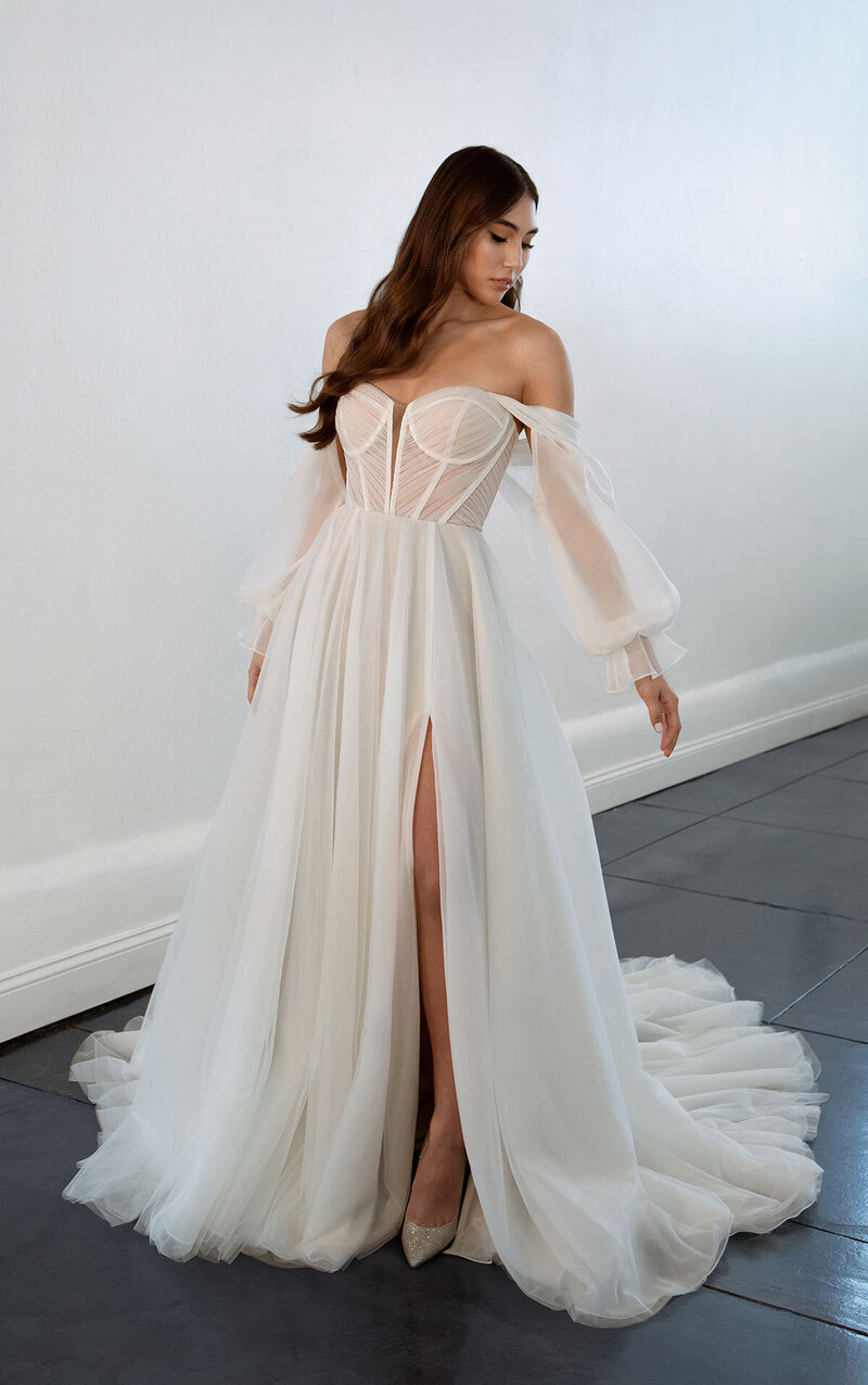 Nunziata Bridal Boutique - Sarnia, Ontario - Martina Liana 1497-8