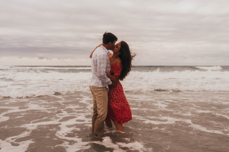 stormy evening for this romantic engagement session in the spring
