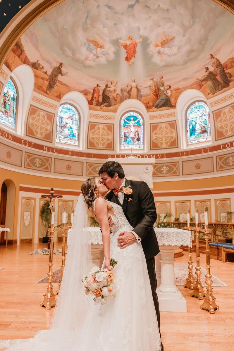 37-Katie & Phillip - Detroit Wedding Photographer - Mariah Kasten Photo