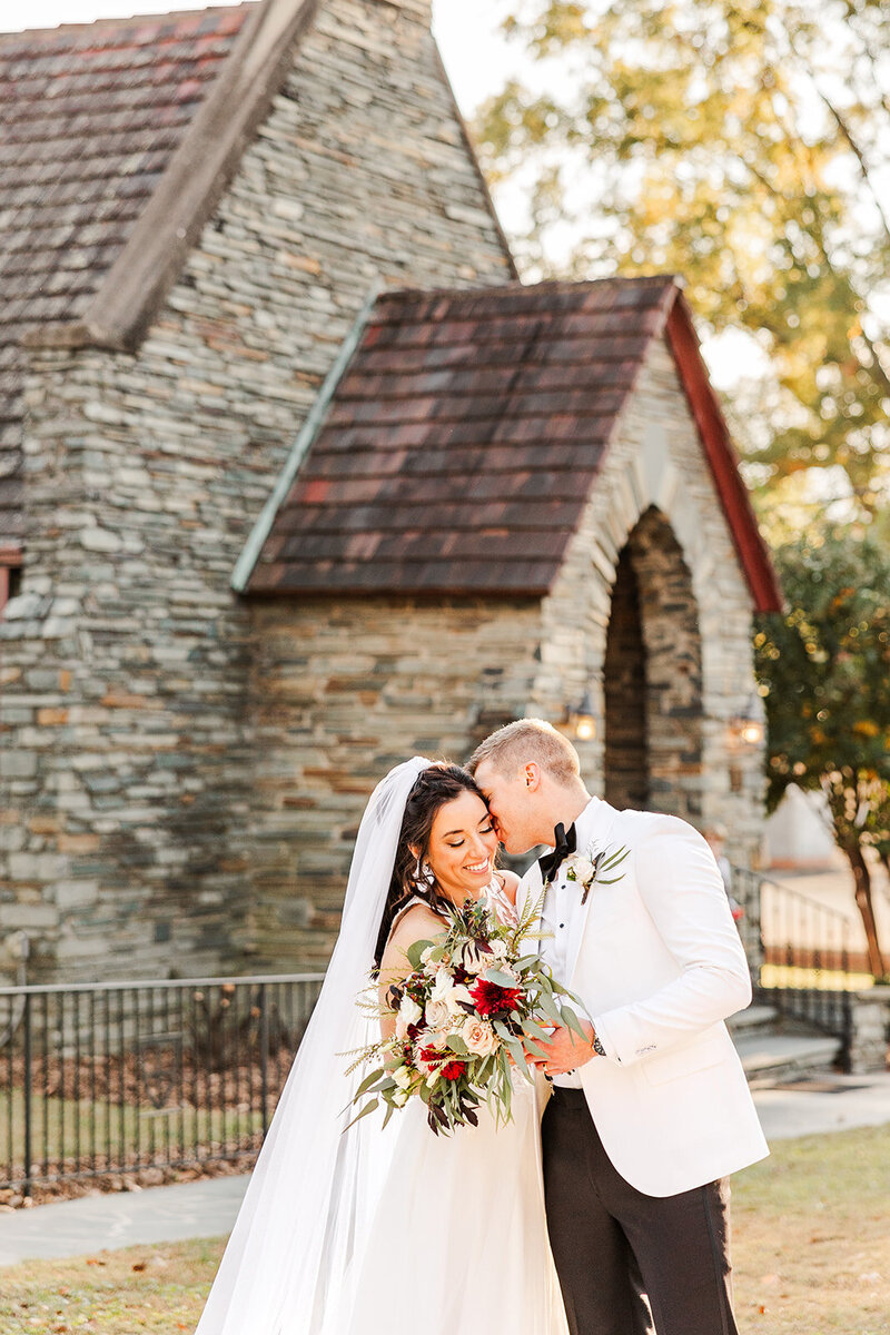 Laura & Micah Previews-94