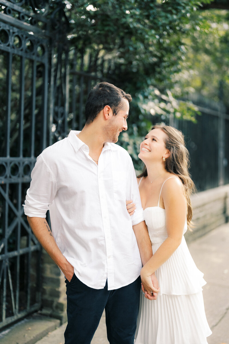 Downtown-Charleston-Summer-Engagement-Taylor-Cline-Photography-Wedding-9