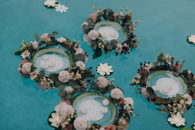 florals at wedding in south florida