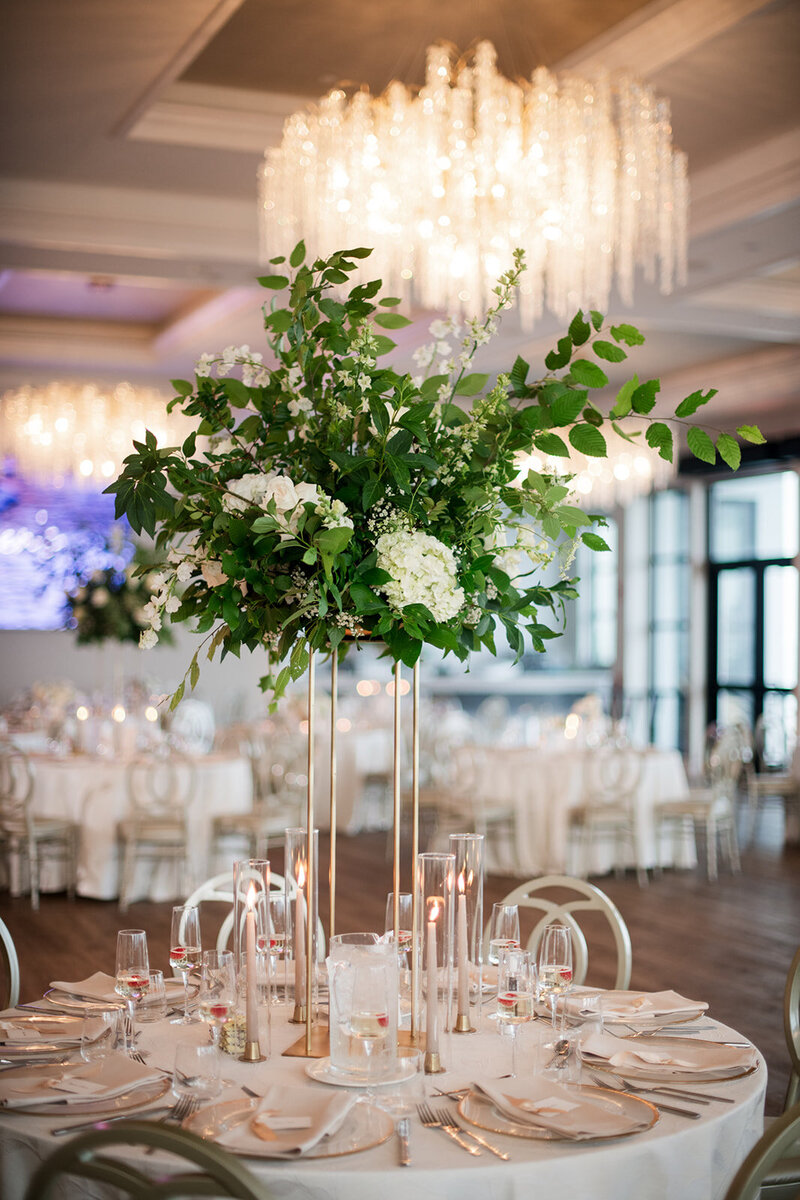 Tyde at Walnut Beach Romantic and Timeless Summer Wedding
