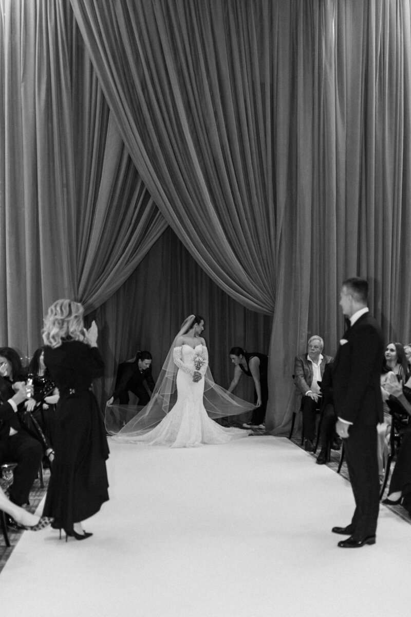 515-Four-Seasons-Toronto-Canada-Bailey-Cody-Wedding-33