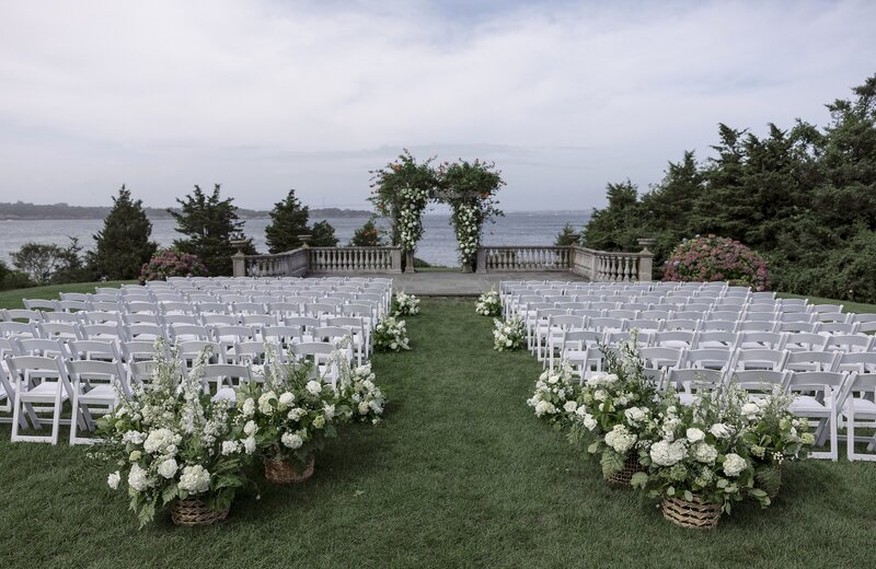 Ceremony decor for wedding at Castle Hill. Deborah Zoe Photography.
