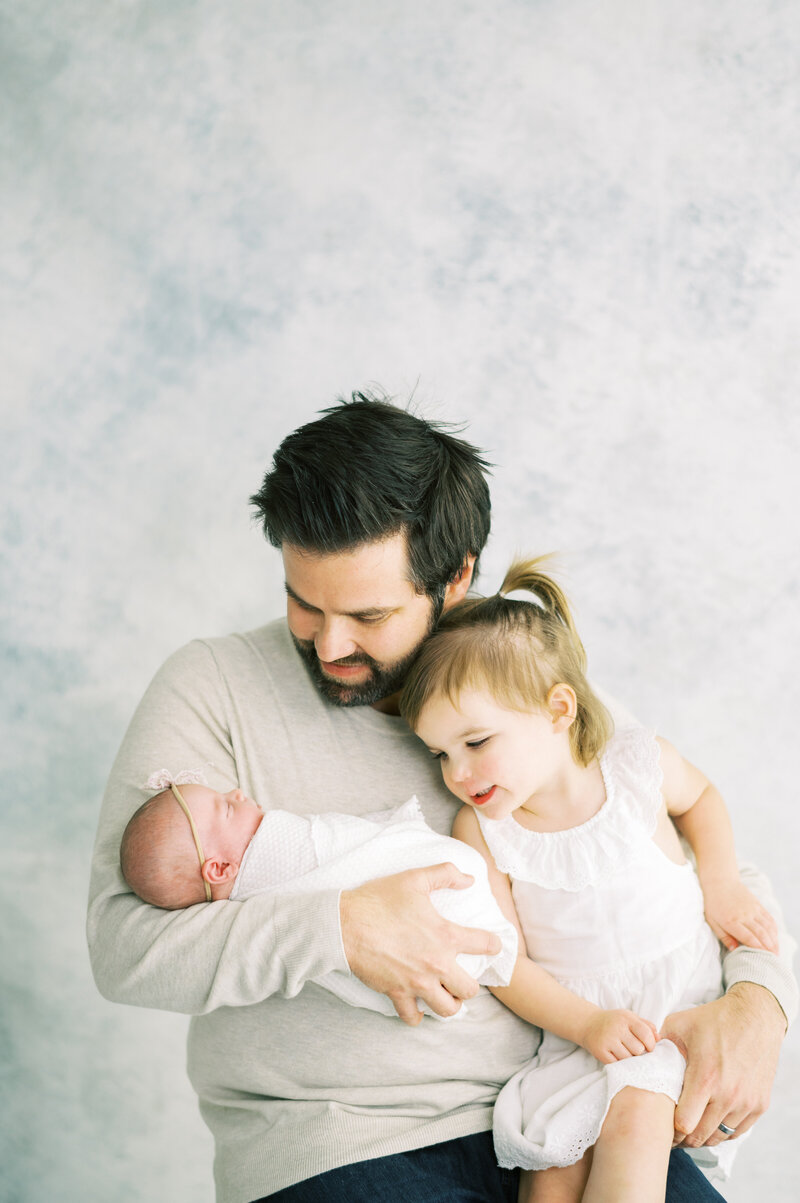 Father and two children in Nashville photography studio