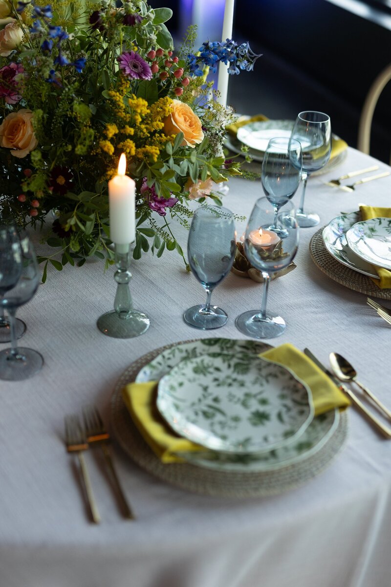 Blue nad green wedding tablescape