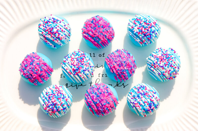 bakery - cakes - cake pops -north dakota -269