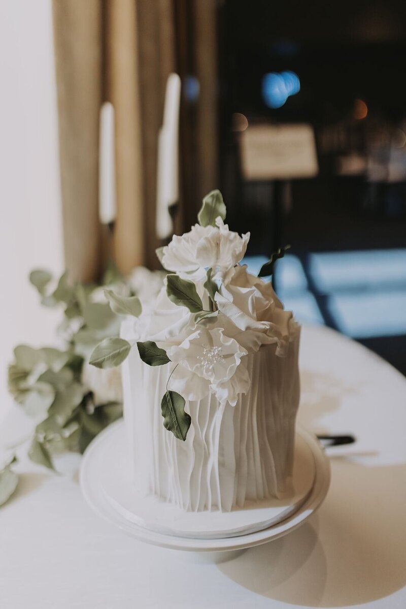 canmore-wedding-at-the-malcolm-hotel-29