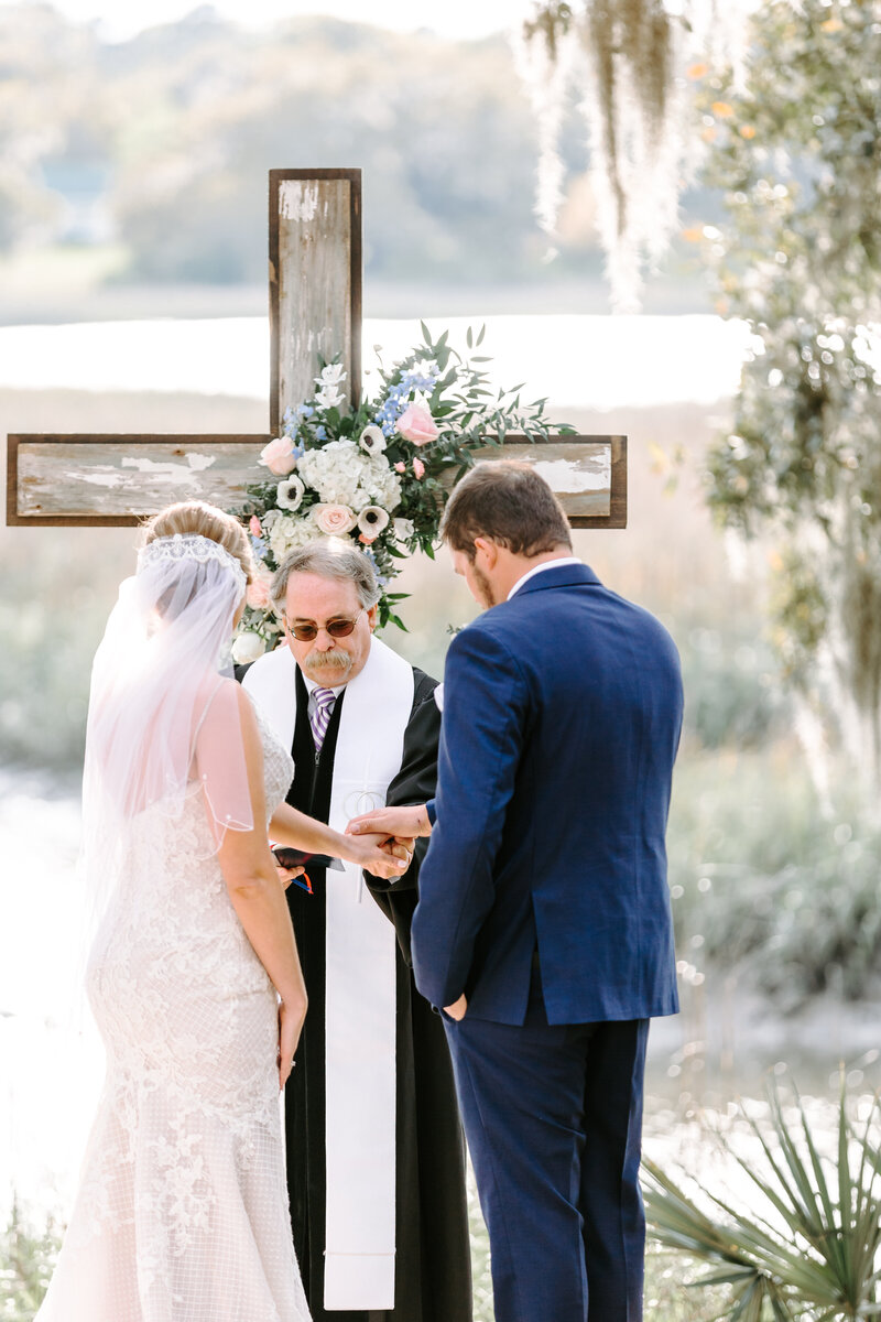 charleston wedding photographers bride and groom ceremony