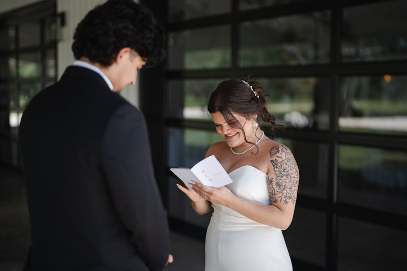 brunette bride shares here special wedding vows