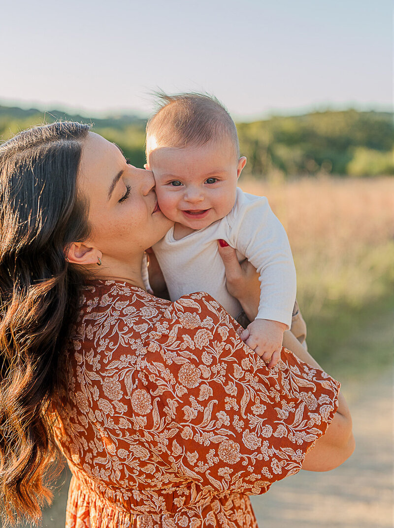 Fall.Mini.Session.Photographer.Austin.West.Hills.Park.5 22
