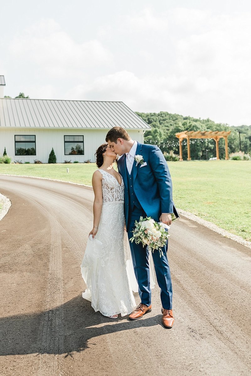 Bloomington_Indiana_The_Wilds_Wedding_Event_Venue_Country_Summer_Weddings_54