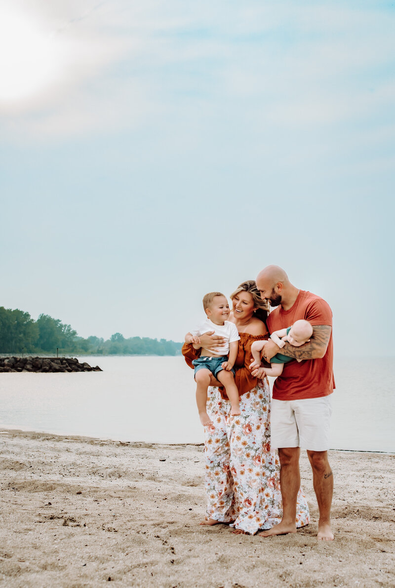 family, photographer, toledo ohio, lake Erie