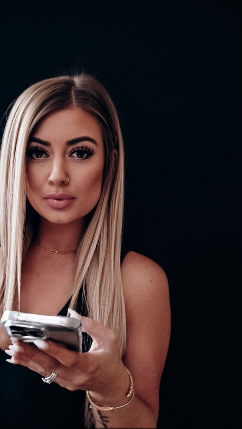 Facetune_01-05-2024-18-35-52