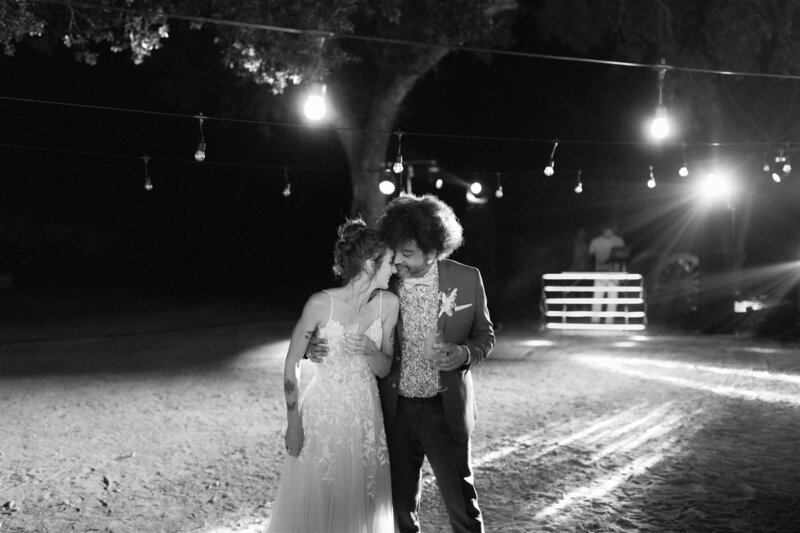 bride and groom opening dance