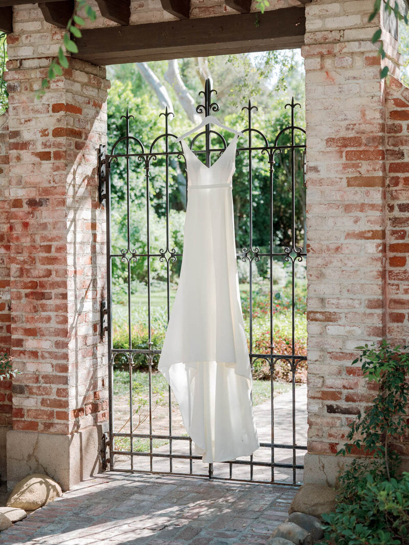 LucasRossi-Hummingbird-Nest-Ranch-Wedding-JJ-063