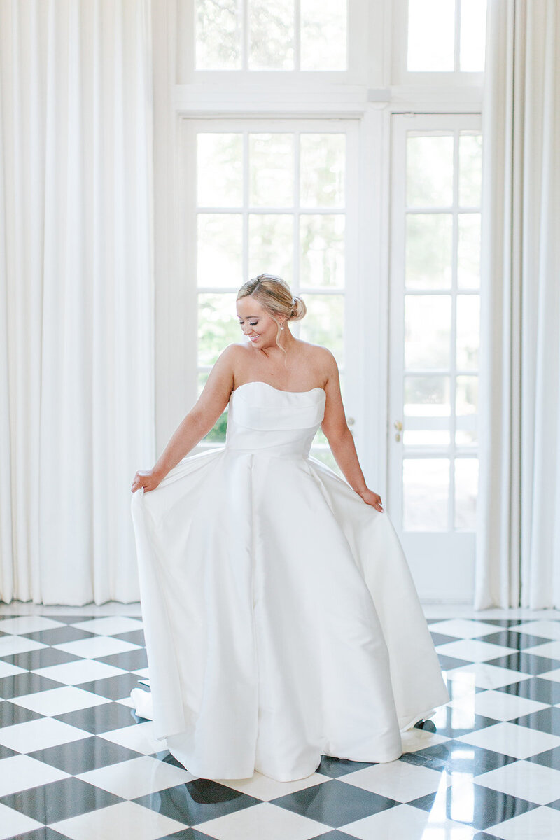 Demi-Mabry-Photography-Emily-Bridals72