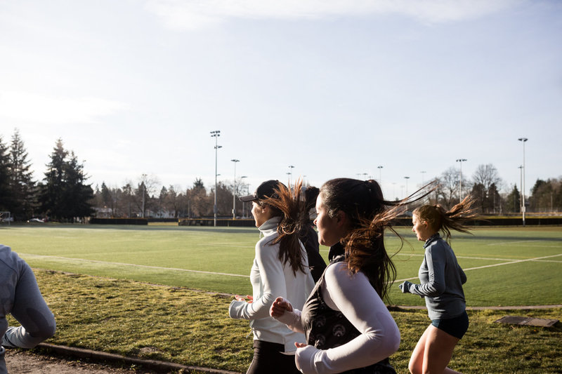 oiselle-track-trio-greenlake-danielle-motif-photography-80