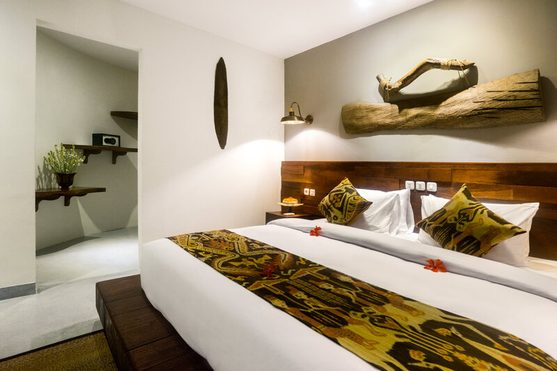 King size Bed