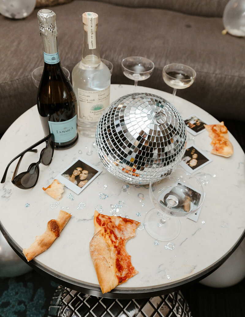 LasVegasPhotographerWestAvenue_VegasBachelorette_BacheloretteInspo_36_websize