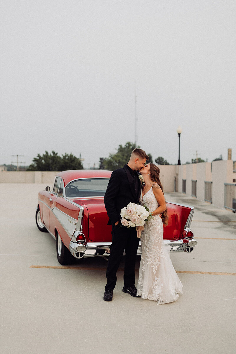 Mercantile Hall Wisconsin Wedding Photographer