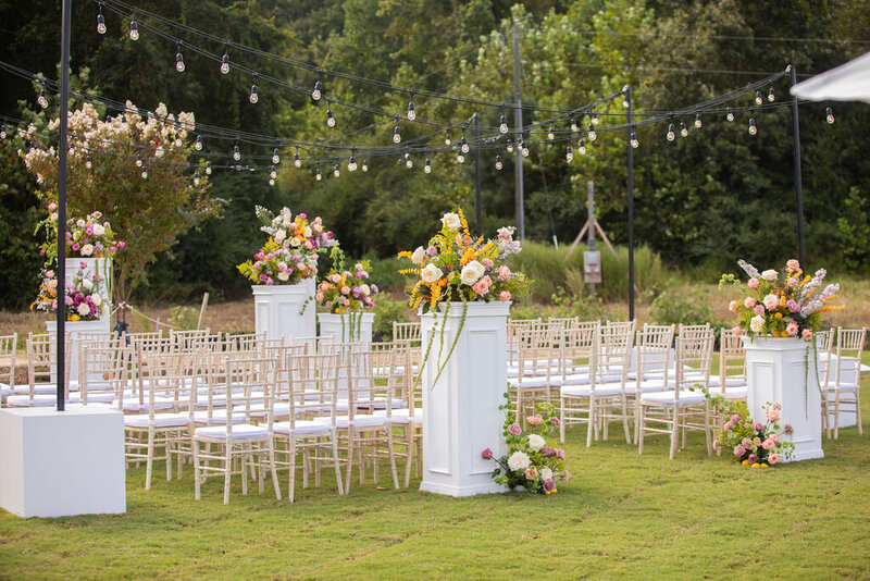 Ceremony-Legacy-Lawn-Florals-The-Legacy-at-Willow-Pond