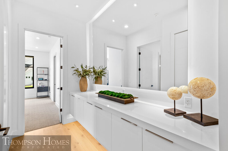 Thompson-Homes-Stillwater-Modern-Prairie-Eagle-Idaho-Custom-Home-Builder-113