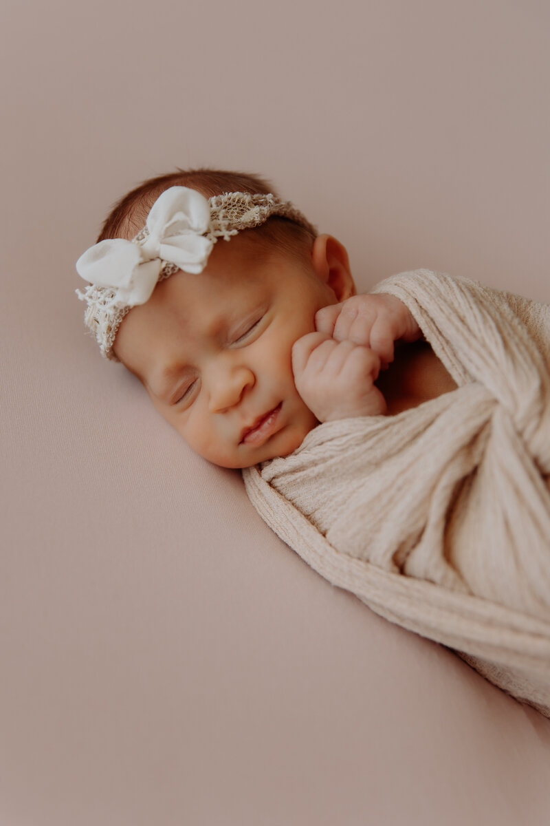 Aspen Newborn In Studio-7985