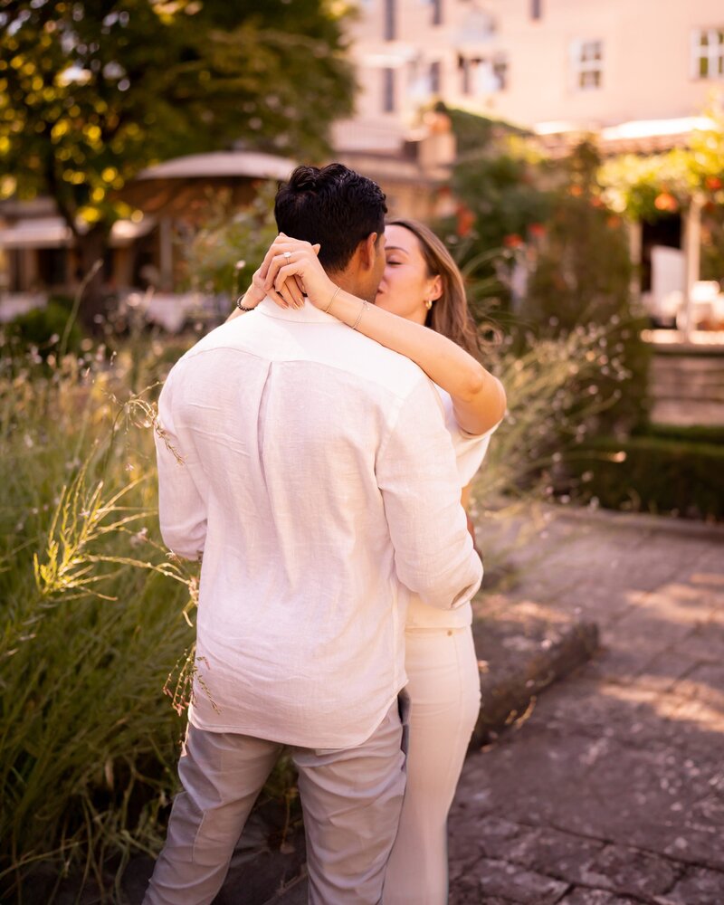 aix_en_provence_engagement_photoshoot_couple