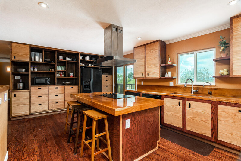 2238 S Deframe Way-010-6-Kitchen-MLS_Size