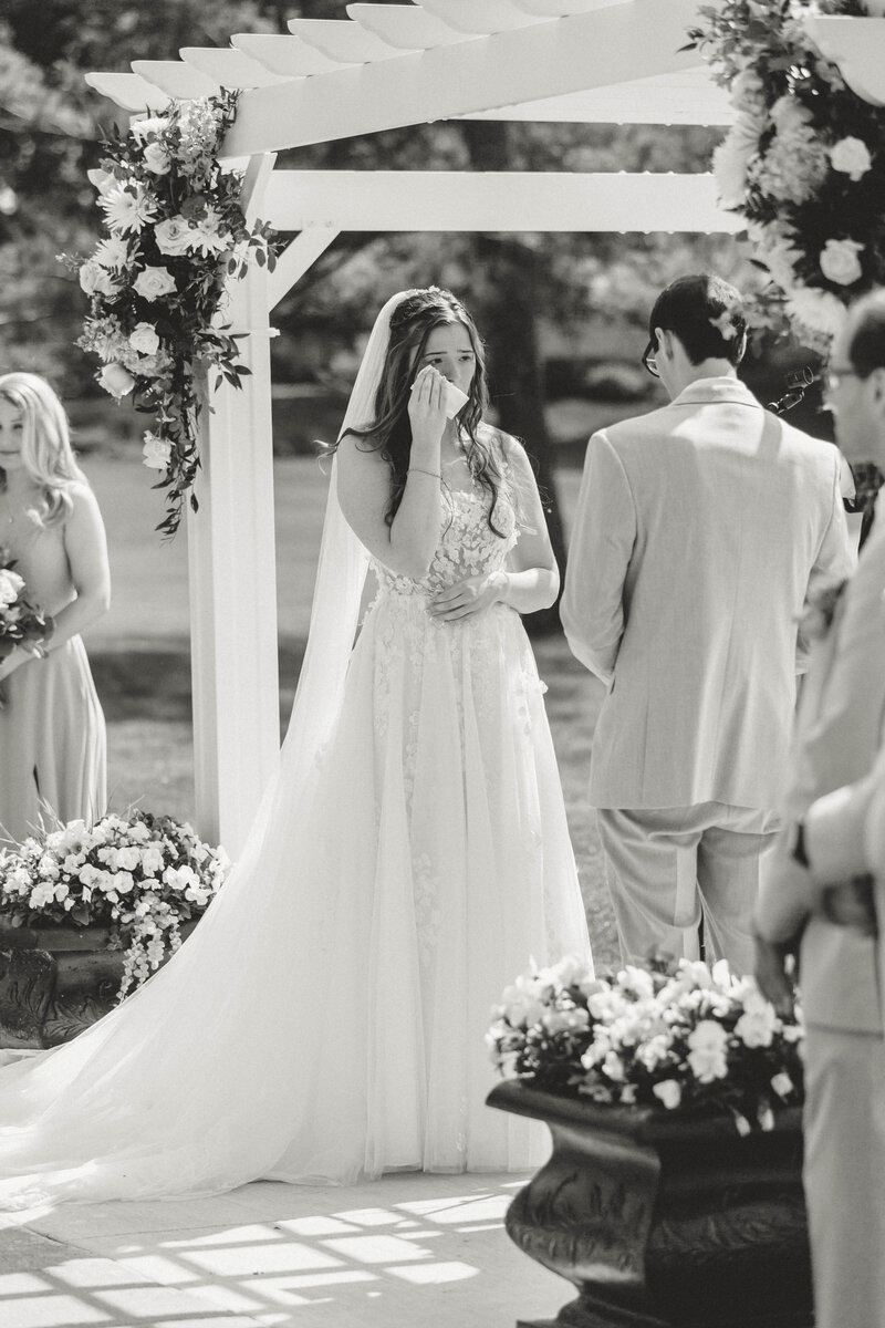 28-Makayla and Phillip - Wedding - Ann Arbor Michigan Photographer - Waldenwoods Howell
