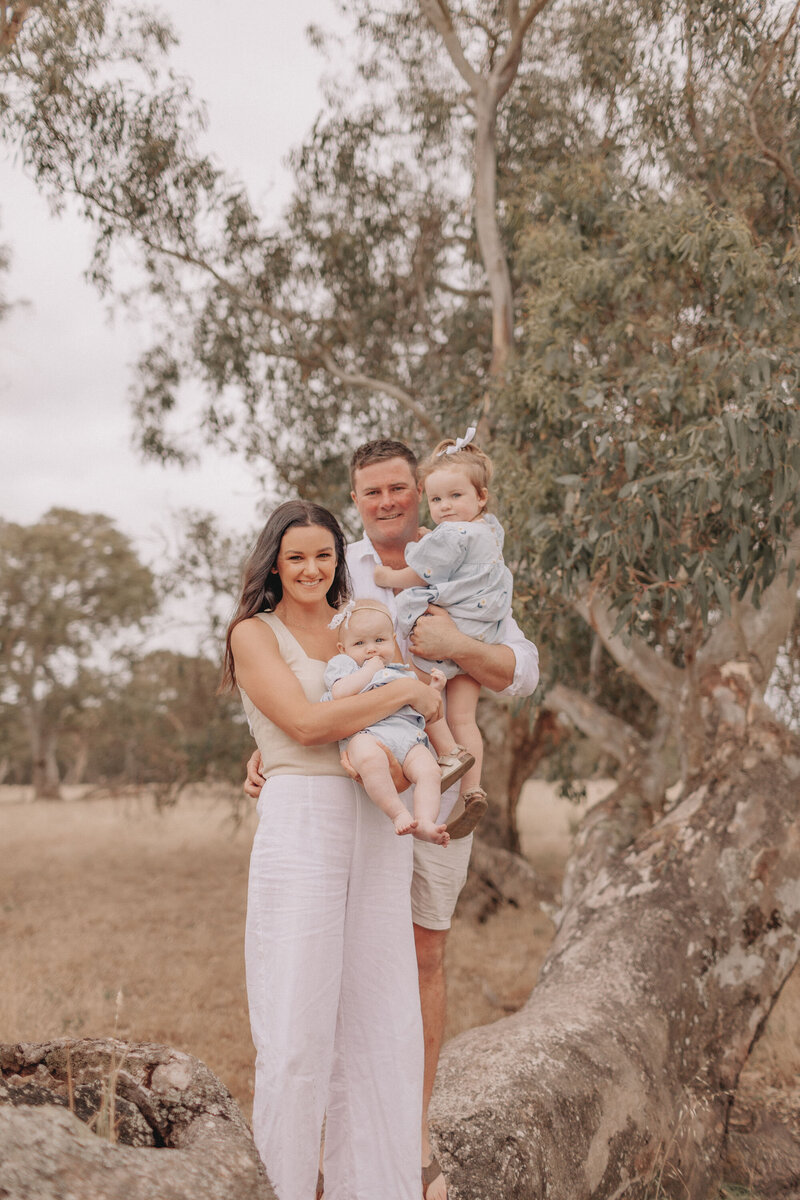 Luna-and-Sol-Anna-Whitehead-Family-Photographer-Melbourne-Adelaide-auld-family-002