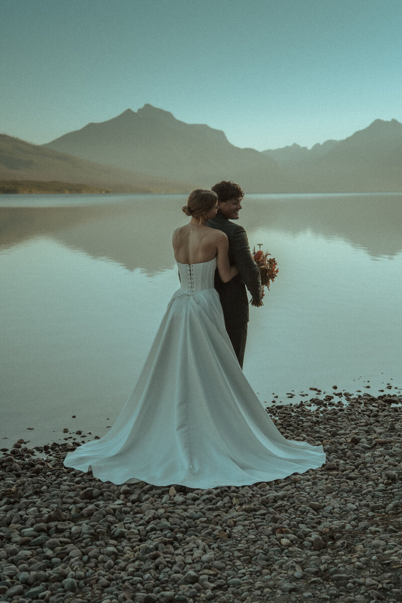 glaciernationalpark, glaciernationalparkelopement, glacierelopement, glaciernationalpark photographer, elopementphotographer,montana engagement photographer, montana couples, yosemite national park elopement-10