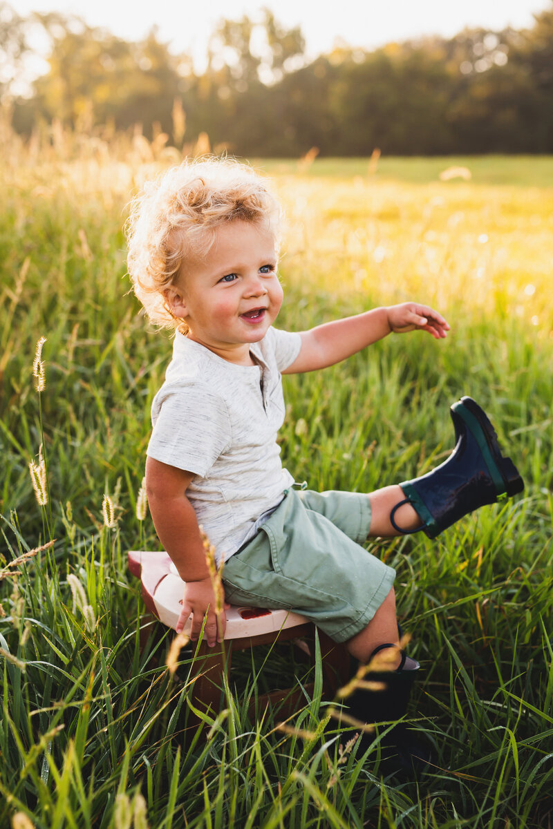 Indianapolis-Family-Photographer-casey-and-her-camera