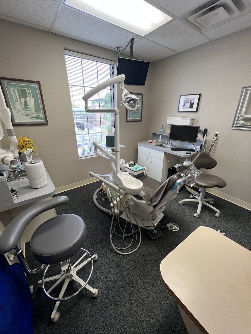 a dental operatory at Cincinnati Bright Smiles