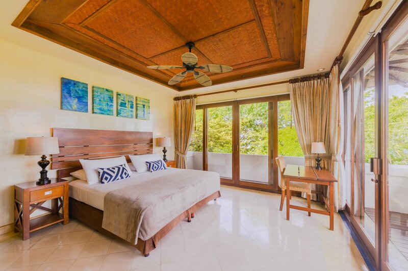 Superior Ocean View blue spirit costa rica