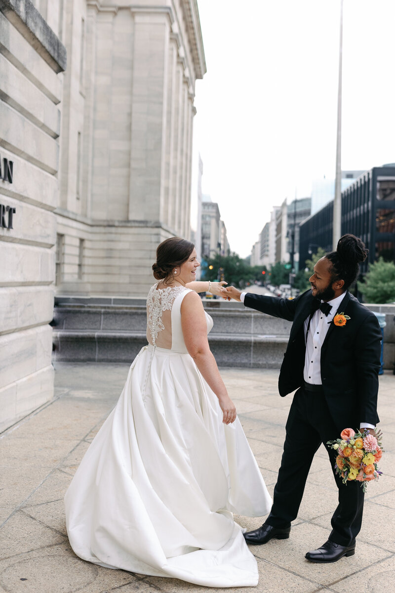 Bride and groom portraits outside the National Portrait Gallery