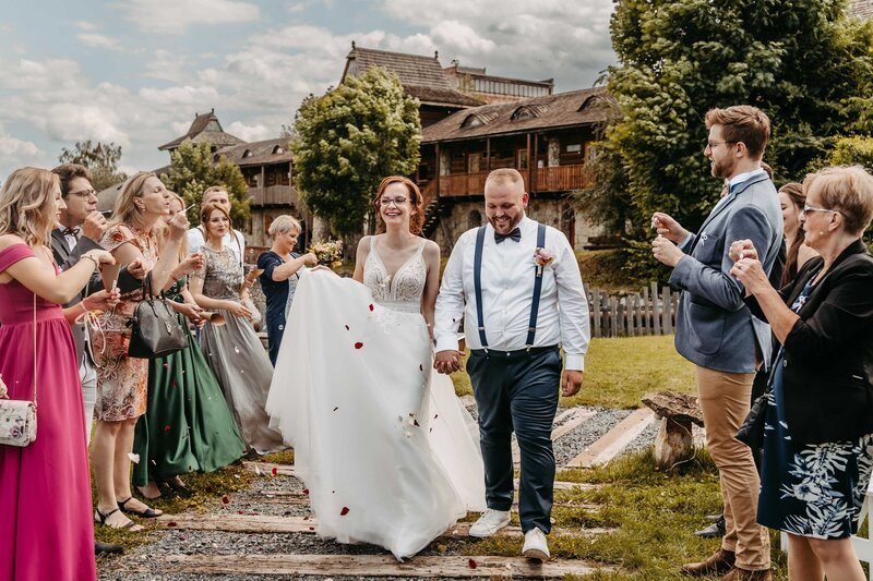 Svatebni_fotografka_Karolina_Ticha_svatby_Praha_a_okoli_1_1