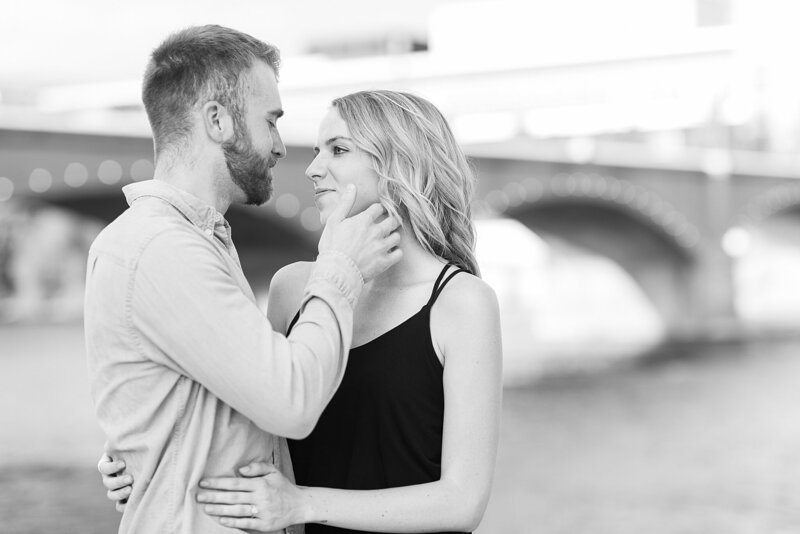 downtown-grand-rapids-engagement_0126
