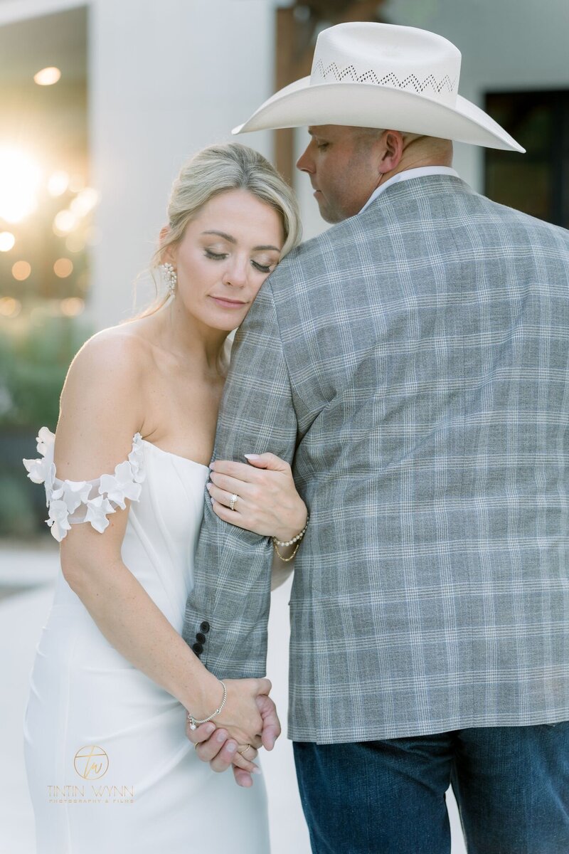 Brittney-Keith-Wed-Previews-98-661b29bc-1500