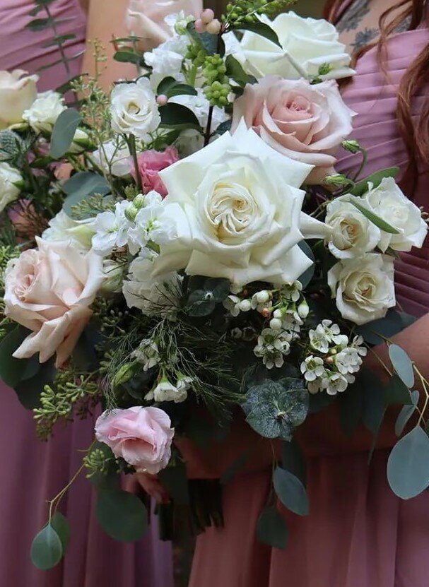 BKC4U BLUSH + CREAM ATTENDANT BRIDESMAID BOUQUET