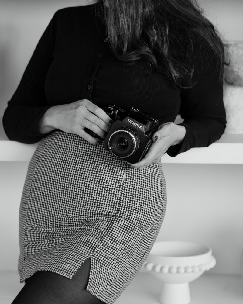 Heather Thompson, a Dallas-based wedding photographer, capturing timeless and editorial wedding moments. Specializing in film and digital photography for couples worldwide.