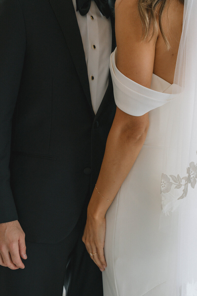 bride-and-groom-portraits-luxury-wedding