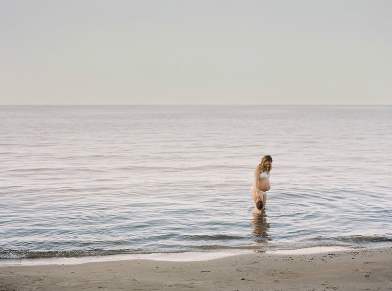 lake ontario maternity session rochester ny